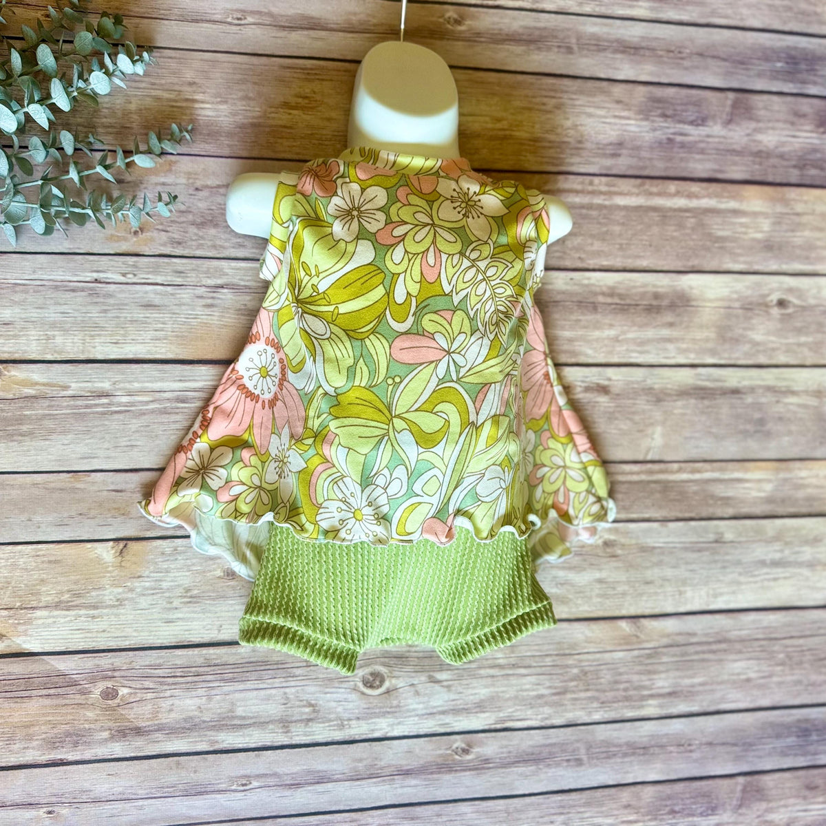 Retro Floral Swing Top & Shorties Set: Comfy Toddler Summer Outfit