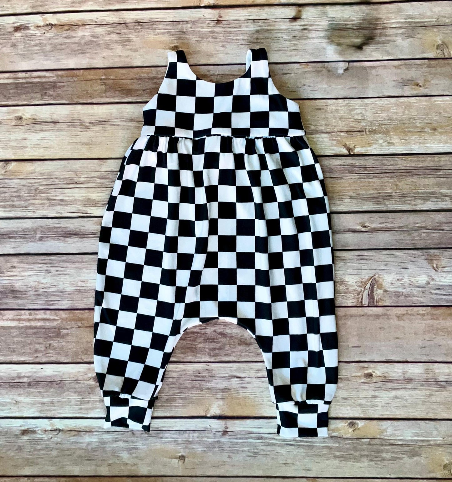 Girls Black & White Checkered Romper, raceflag Jumper