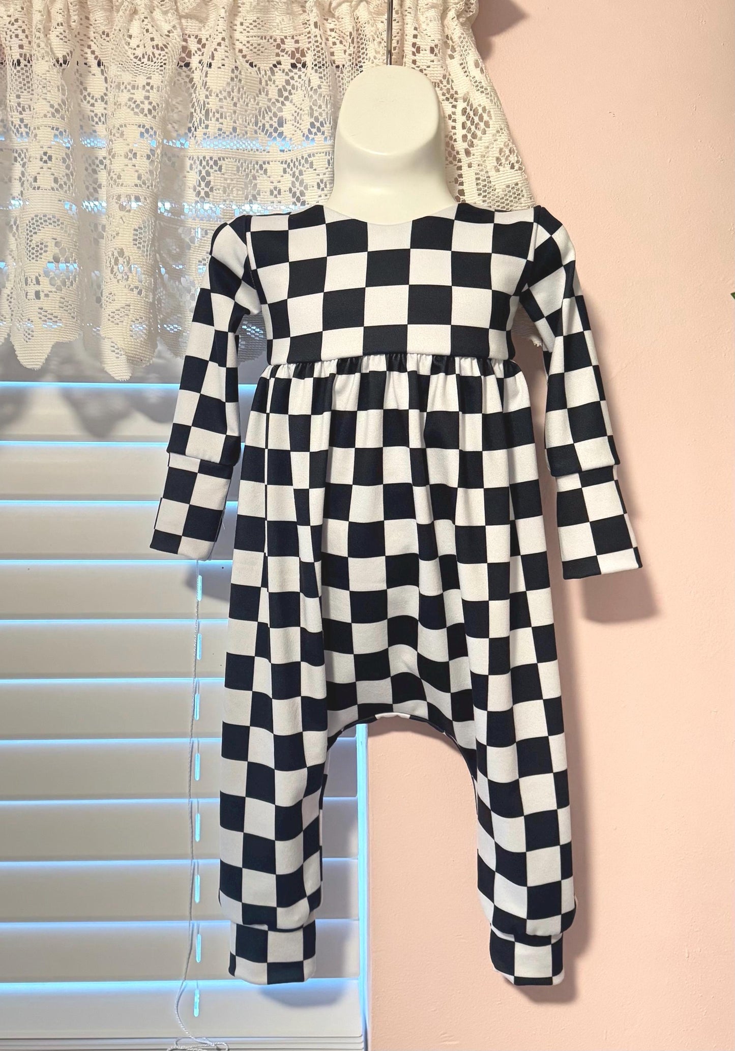 Girls Black & White Checkered Romper, raceflag Jumper