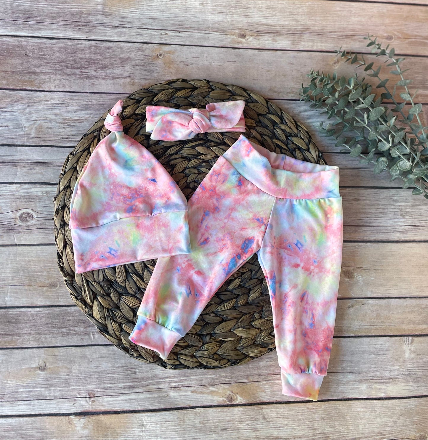 Pink Tie Dye Baby Leggings Set: Newborn Outfit