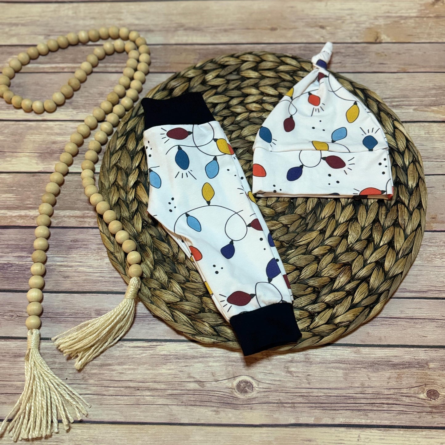 Baby Christmas Lights Outfit: Cotton Spandex Leggings and Top Knot Hat